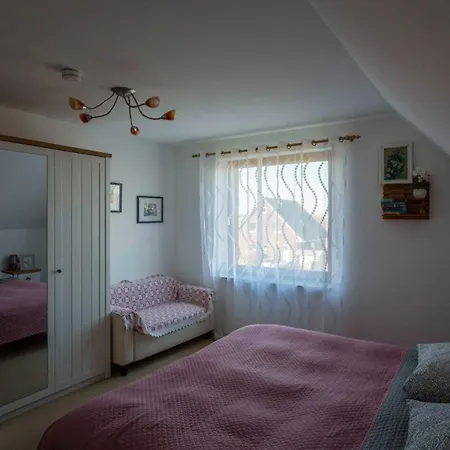 Grosse Zum Wohlfuehlen Appartement Stelle