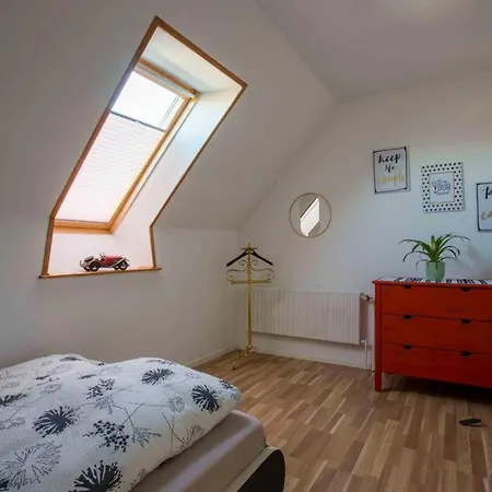 Grosse Zum Wohlfuehlen * Stelle