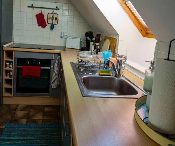 Grosse Zum Wohlfuehlen * Stelle