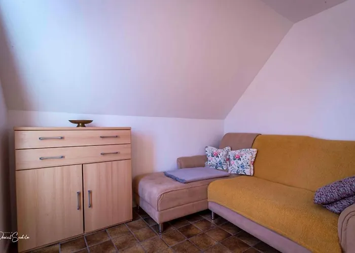 Große Zum Wohlfühlen * Stelle